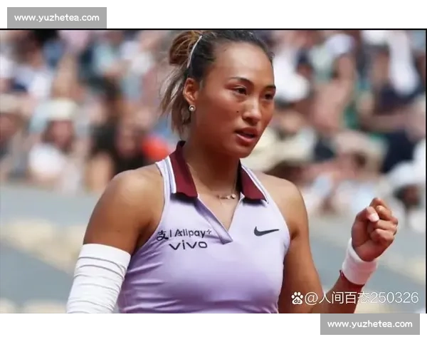 郑钦文教科书级放小球戏耍阿尼西莫娃，决胜盘关键分引爆全场！